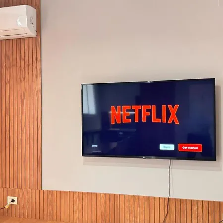 Terrace Flat In Heart Of Apartament