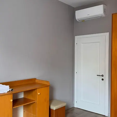 Apartment Terrace Flat In Heart Of *