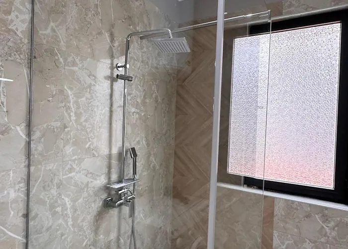 Apartman Terrace Flat In Heart Of