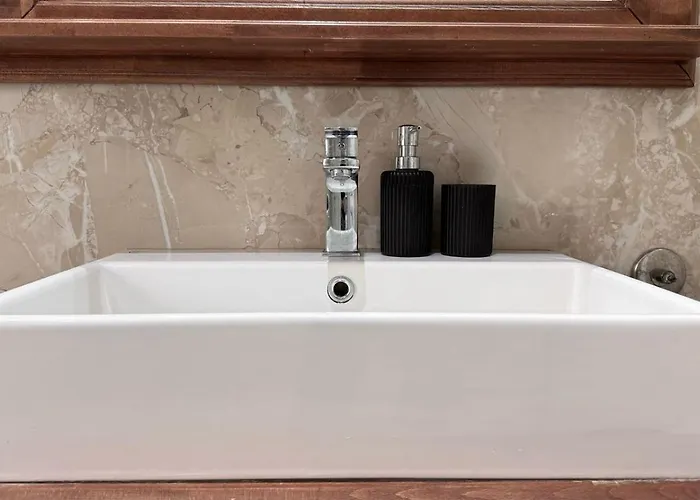 Apartament Terrace Flat In Heart Of