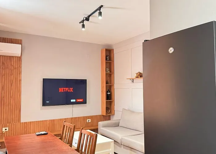 Terrace Flat In Heart Of Apartament Tirana