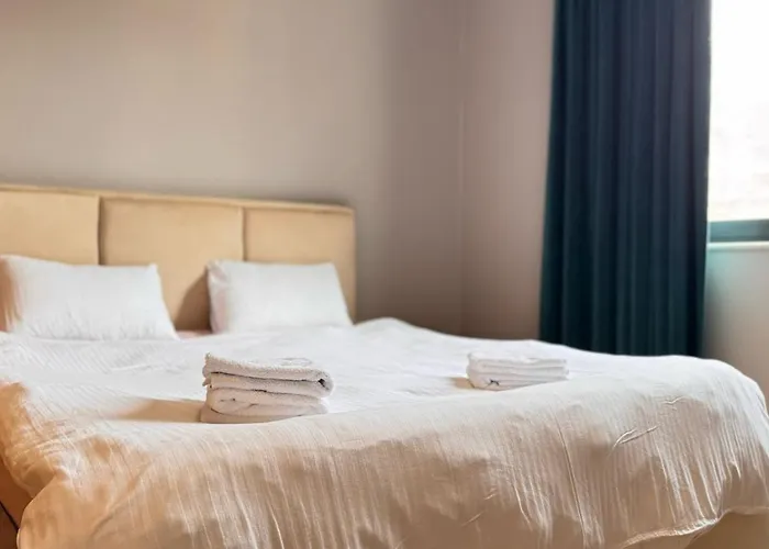 Terrace Flat In Heart Of Apartament *